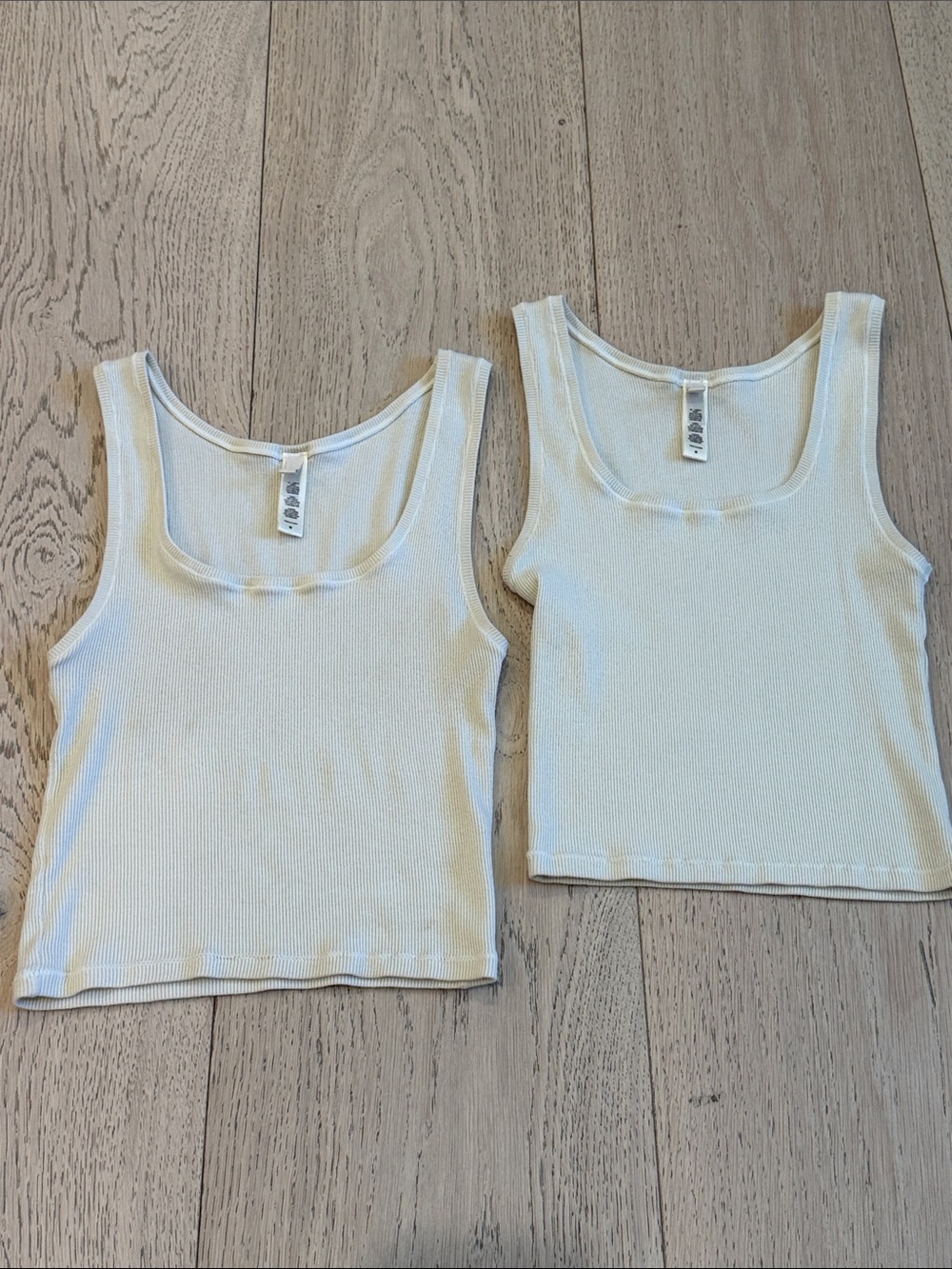 SKIMS Cotton Rib Tank Top Bundle in Size Medium